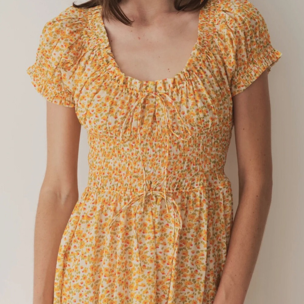 Doen Ashlynn dress in clementine daisy field